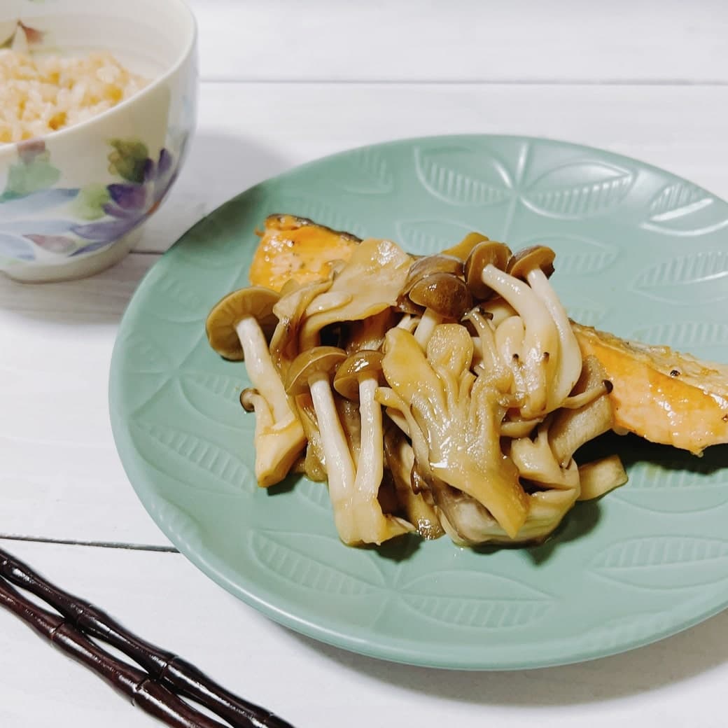 生秋鮭ときのこのハチミツバターしょうゆ|さつまいもとリンゴのハチミツ紅茶煮