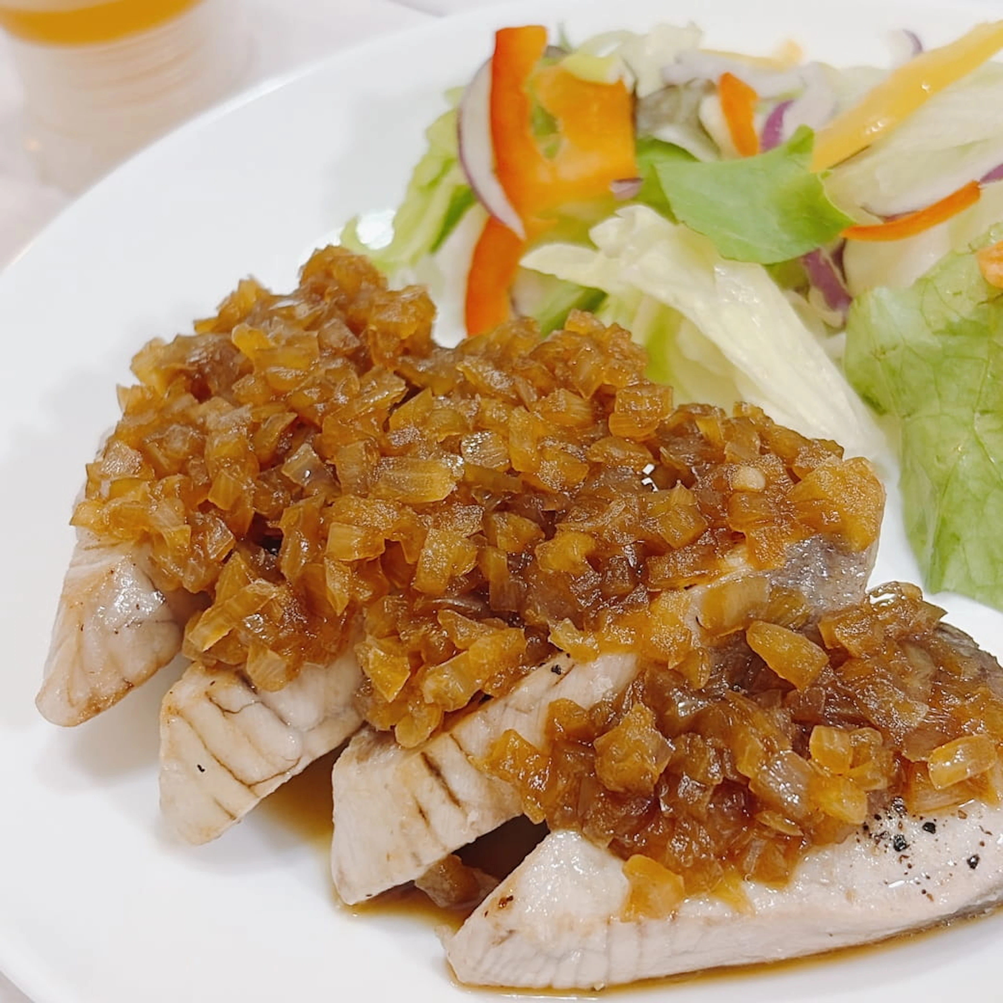 カツオステーキのハチミツ玉ねぎソース