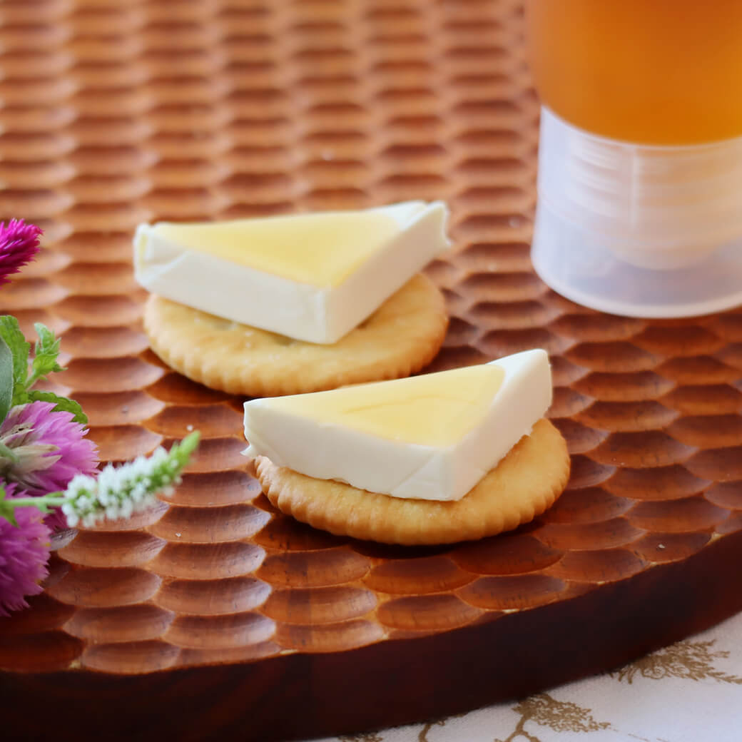 102]はちみつ2本セット(花々の雫・清夏の薫り 各300g）化粧箱付き